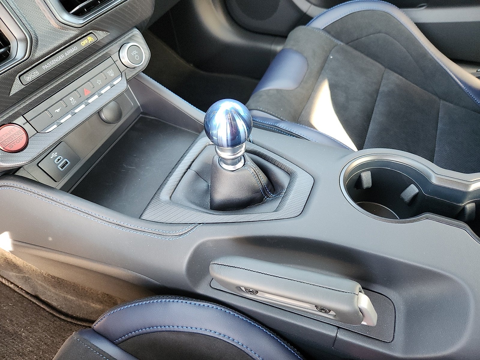 2025 Ford Mustang Dark Horse Fastback