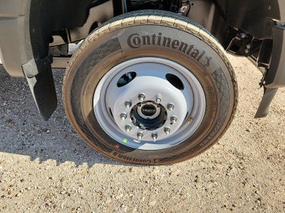 2026 Ford F-550SD XL