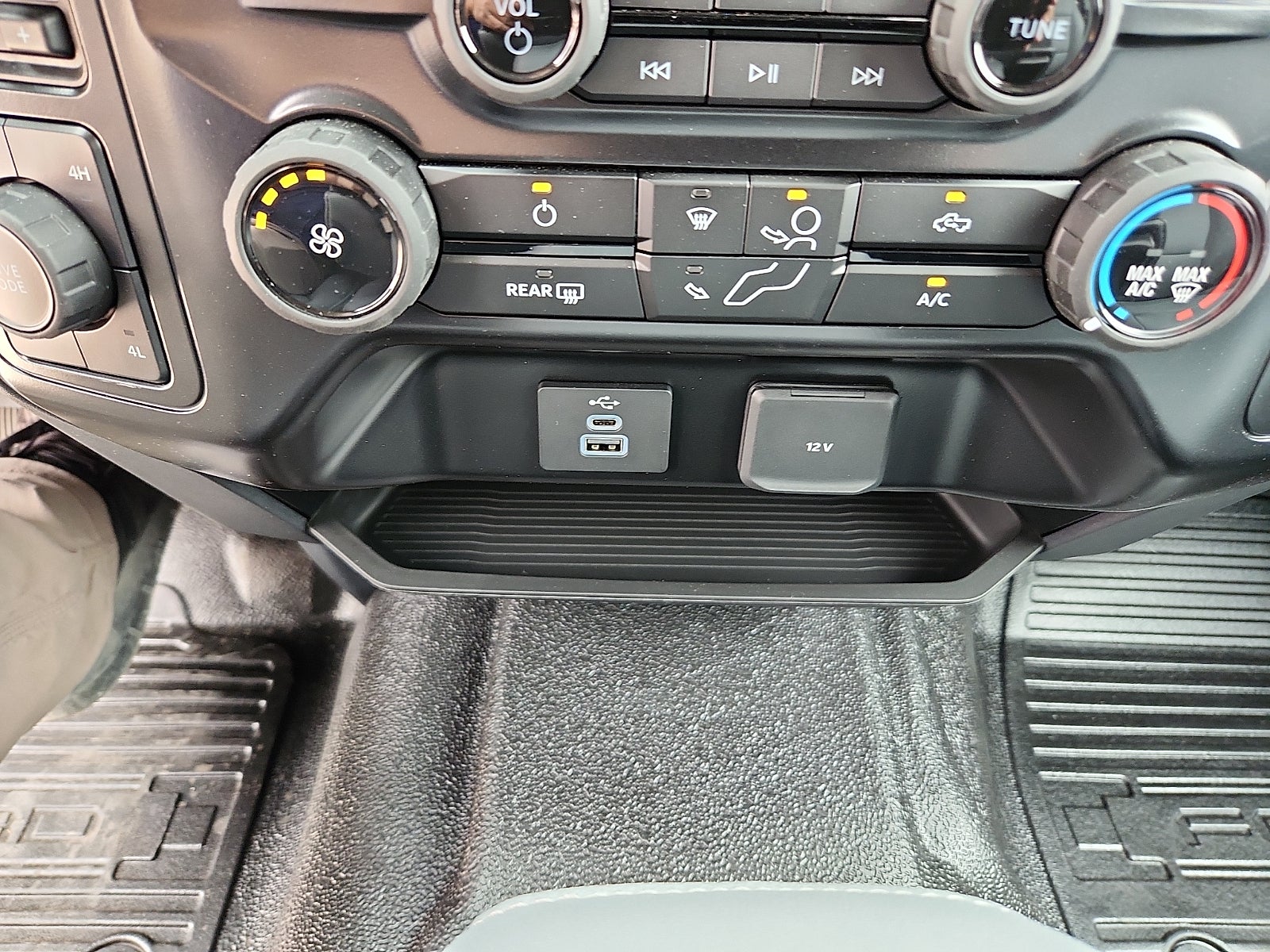 2026 Ford F-550SD XL