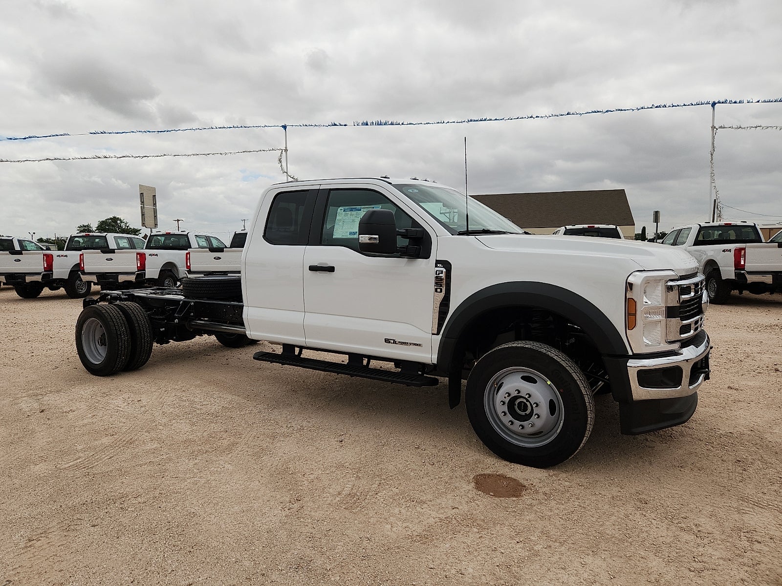 2026 Ford F-550SD XL
