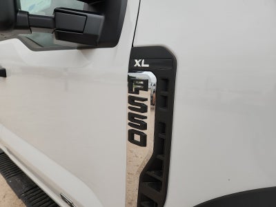 2026 Ford F-550SD XL
