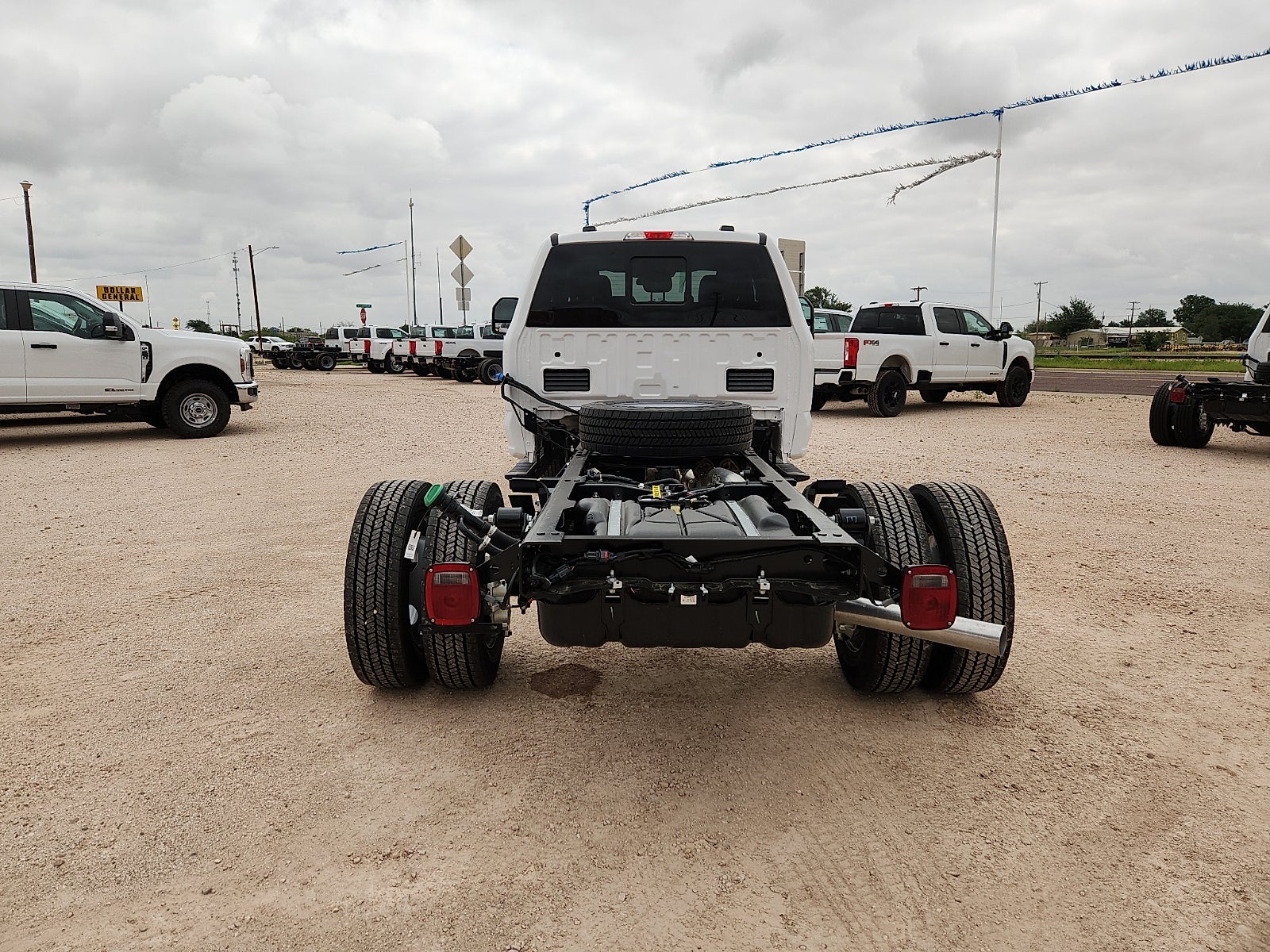 2026 Ford F-550SD XL