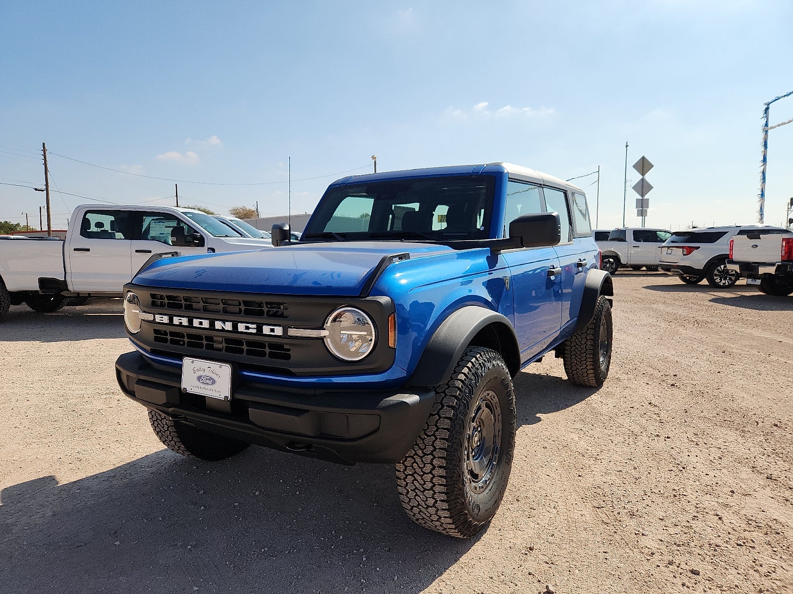2025 Ford Bronco Base