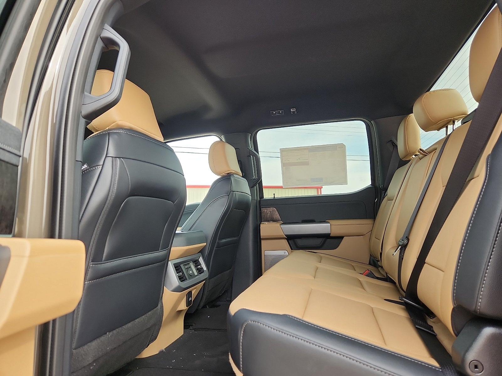 2026 Ford Super Duty LARIAT