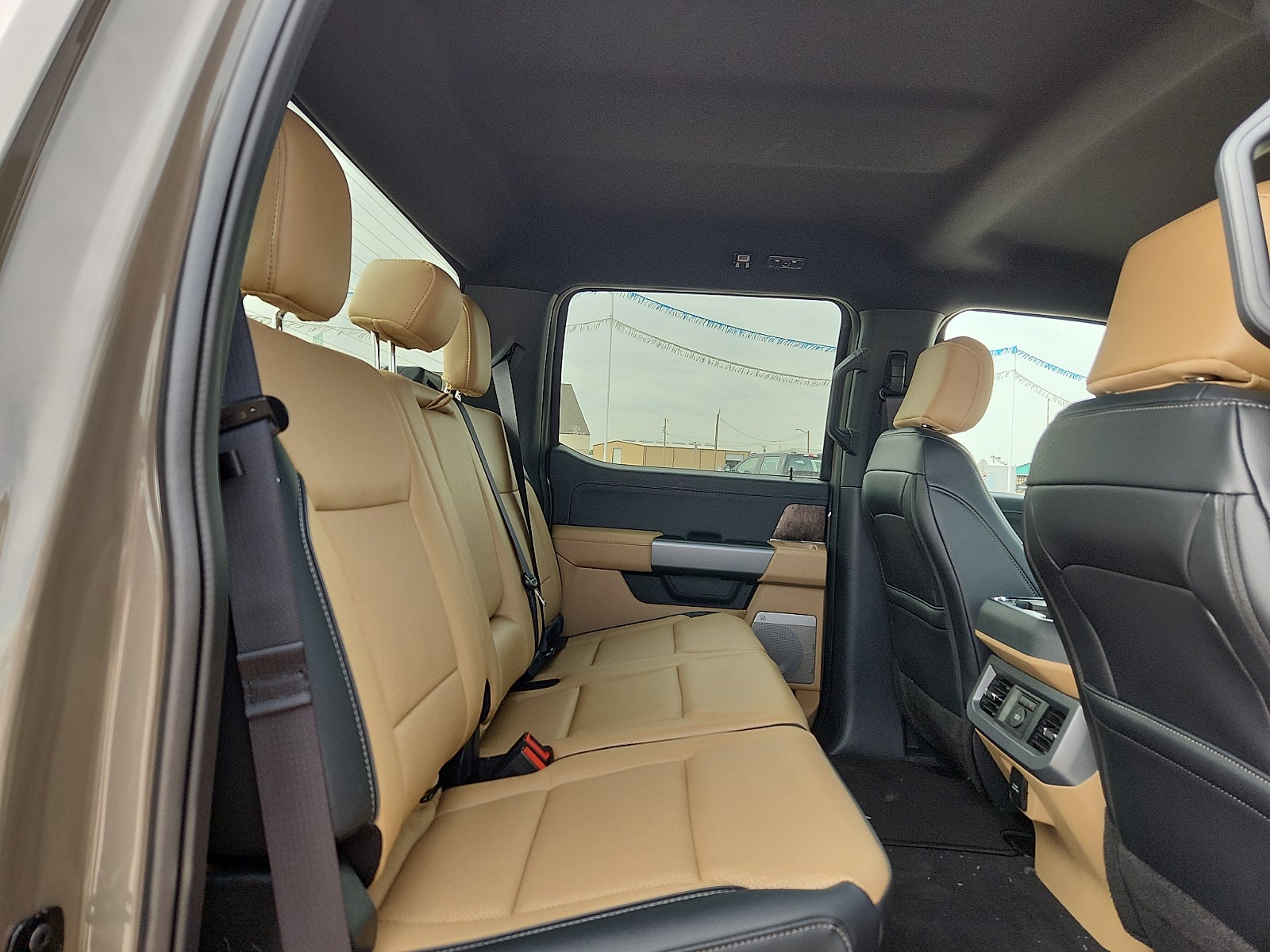 2026 Ford Super Duty LARIAT