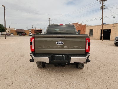 2026 Ford Super Duty LARIAT