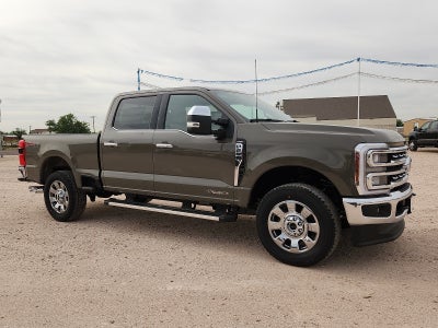 2026 Ford Super Duty LARIAT