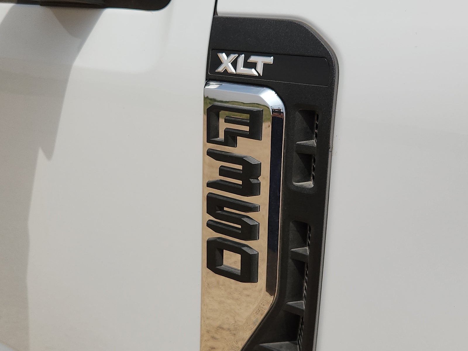 2026 Ford Super Duty XLT