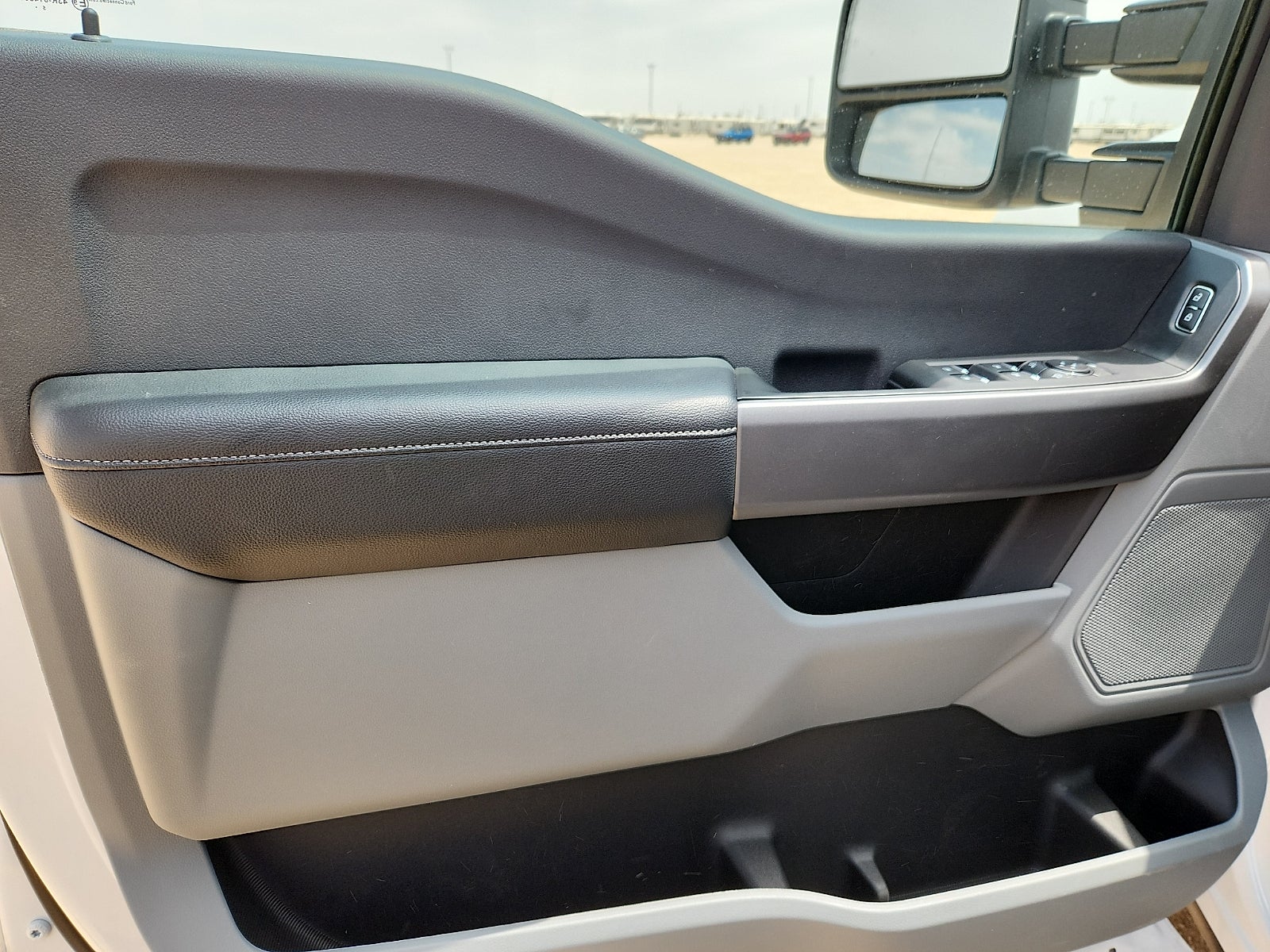 2026 Ford Super Duty XLT
