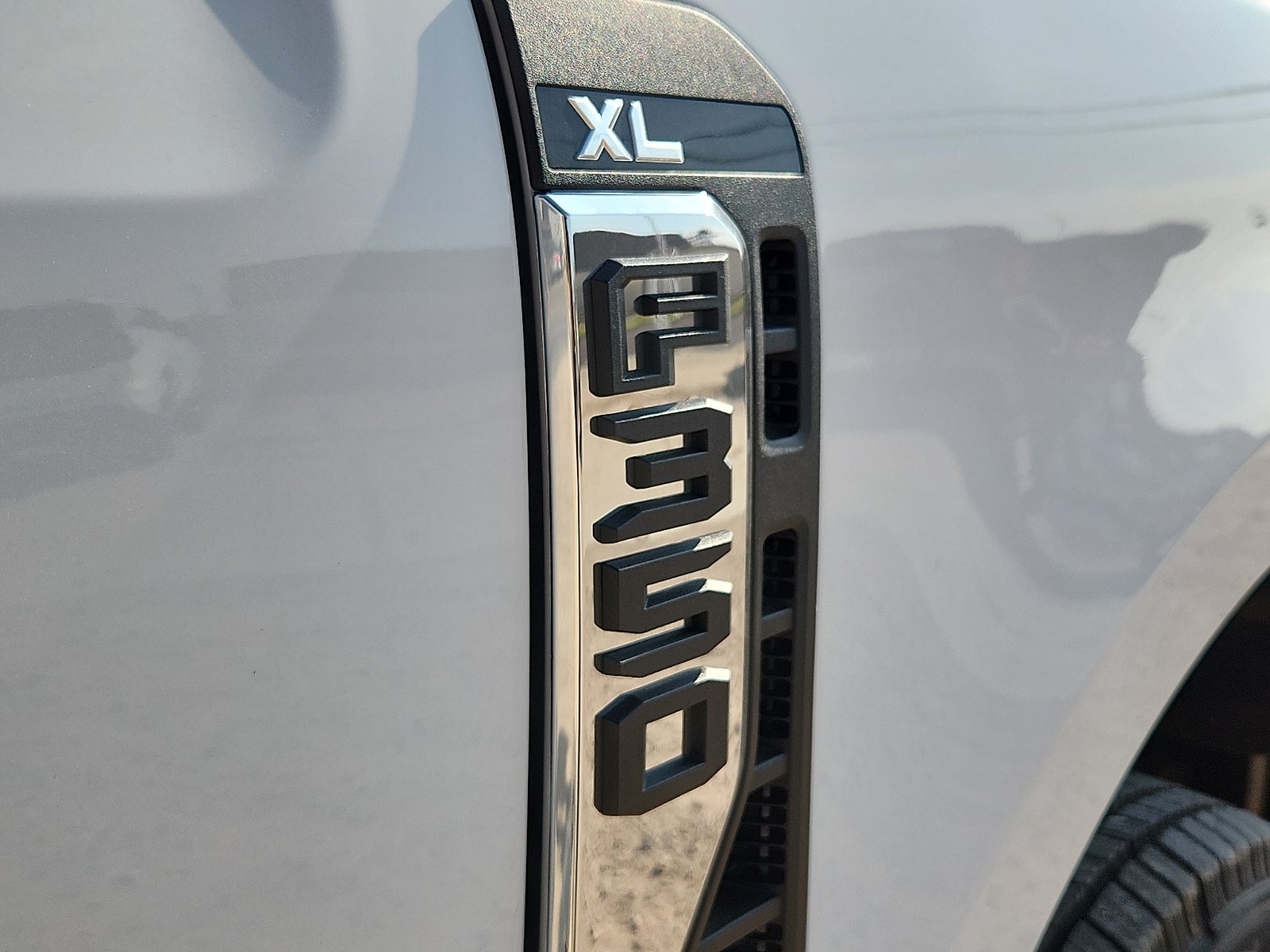 2026 Ford F-350SD XL