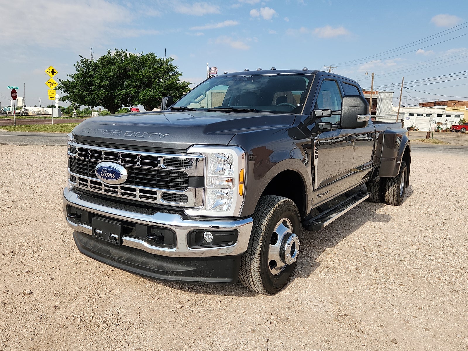 2026 Ford F-350SD XLT