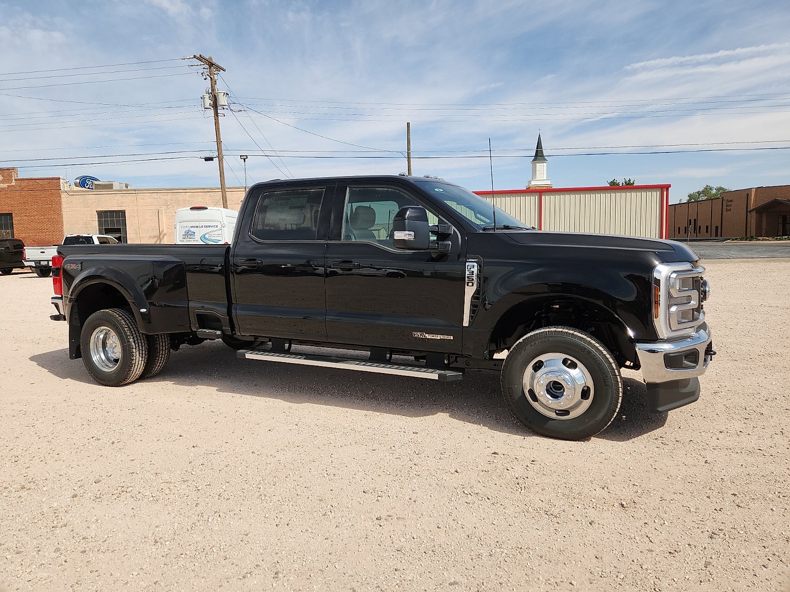 2026 Ford F-350SD Lariat