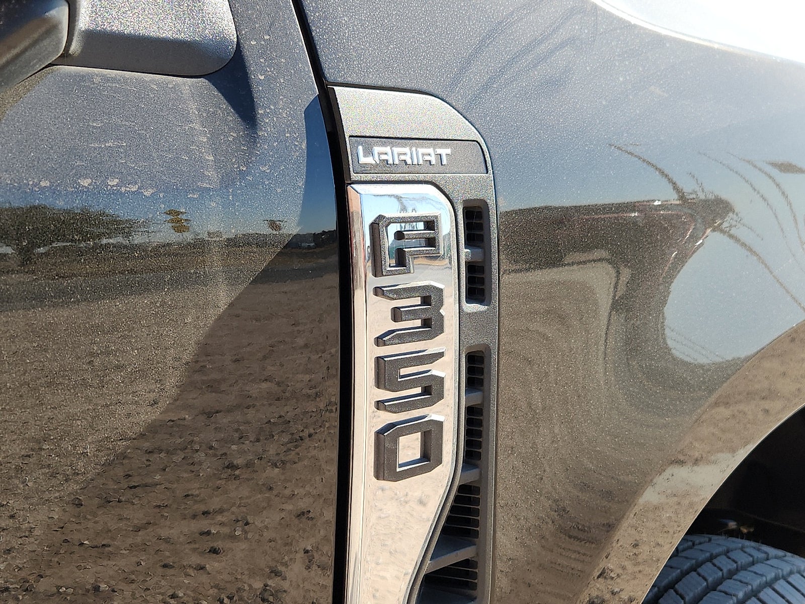 2026 Ford F-350SD Lariat