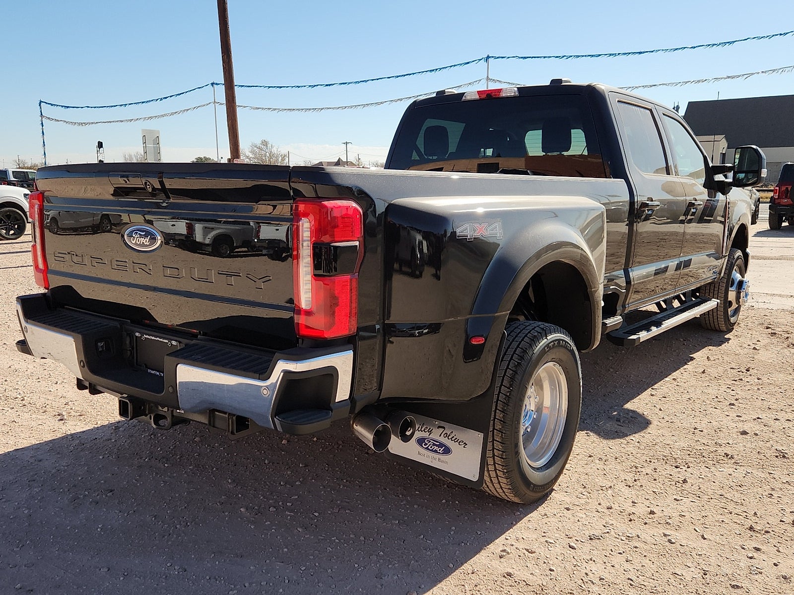 2026 Ford F-350SD Lariat
