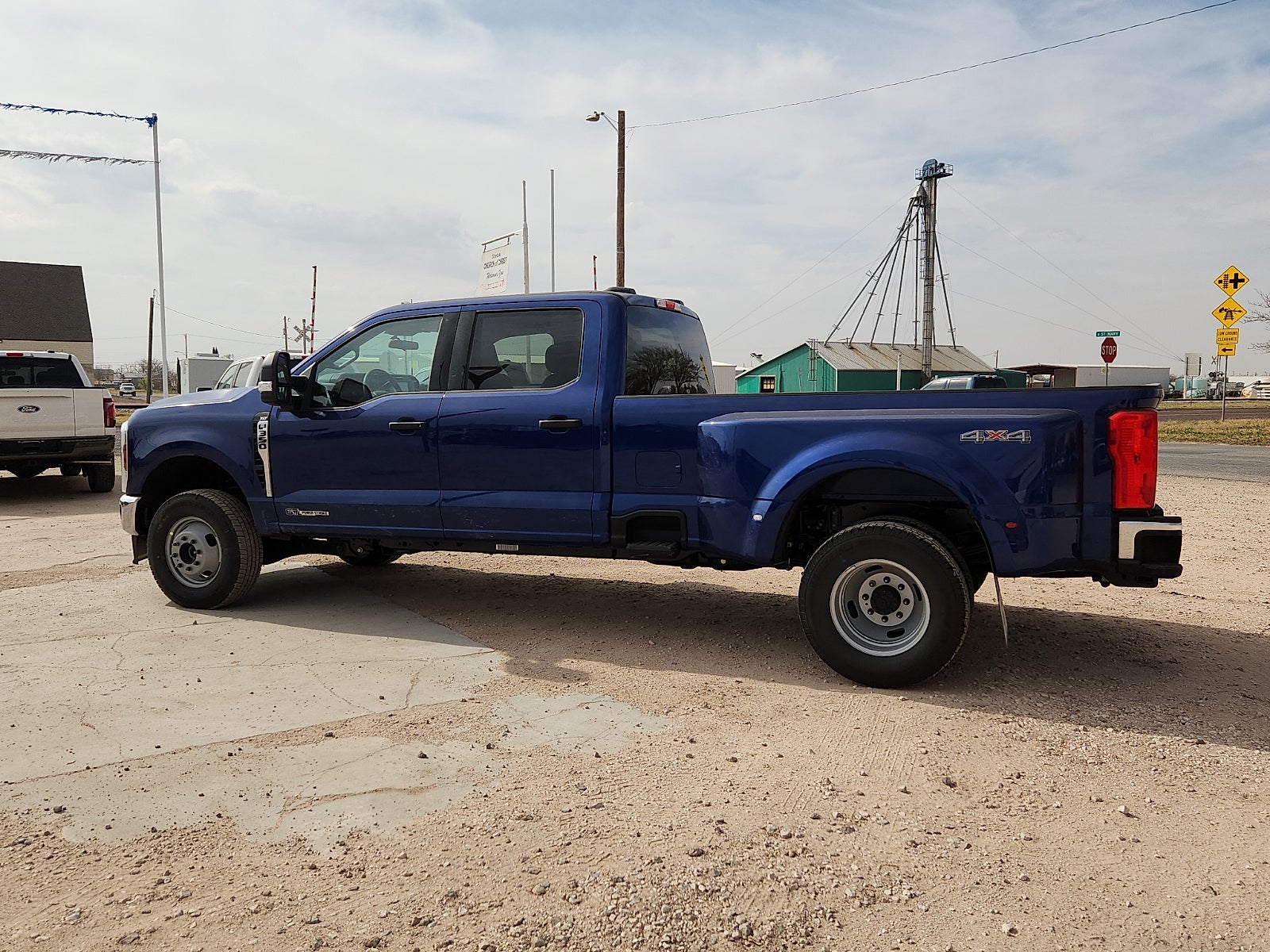 2026 Ford F-350SD XLT