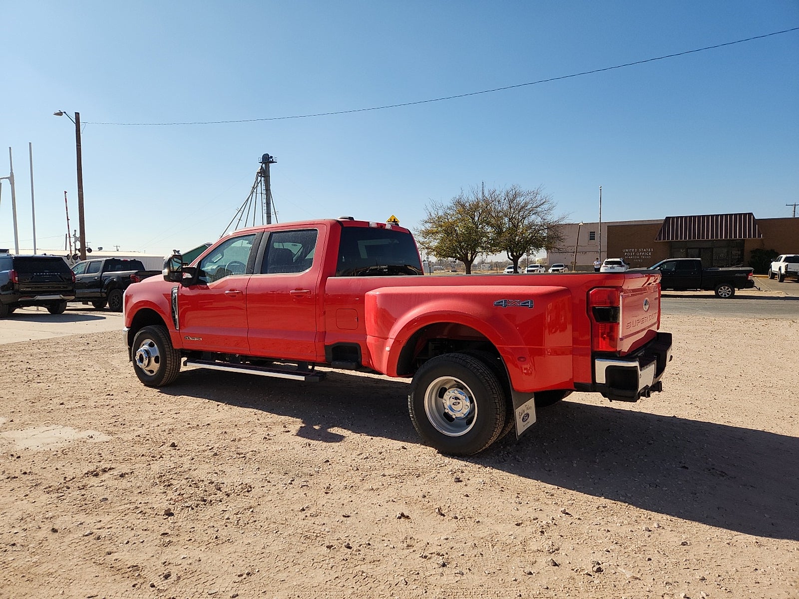 2026 Ford F-350SD Lariat