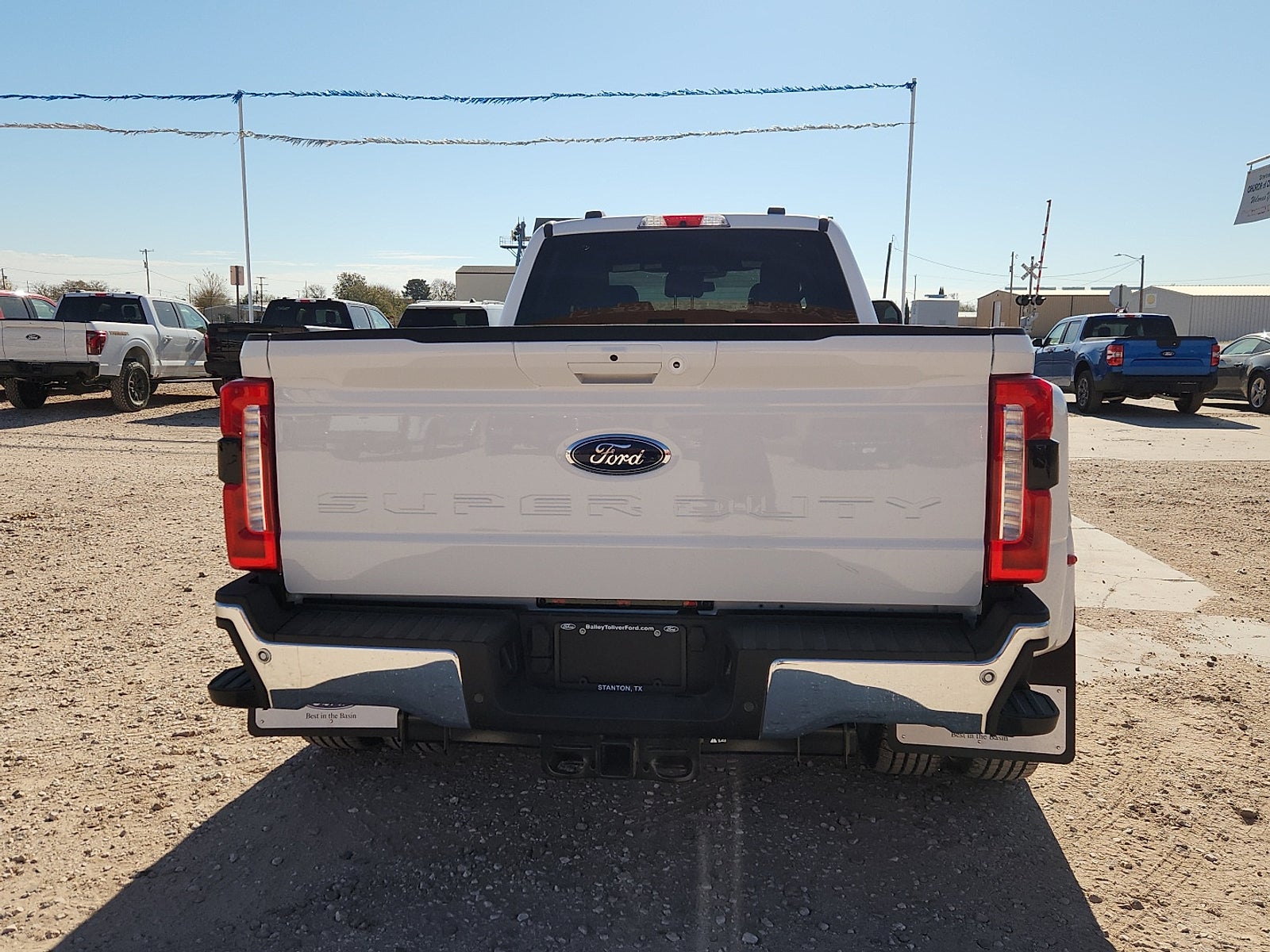 2026 Ford F-350SD Lariat