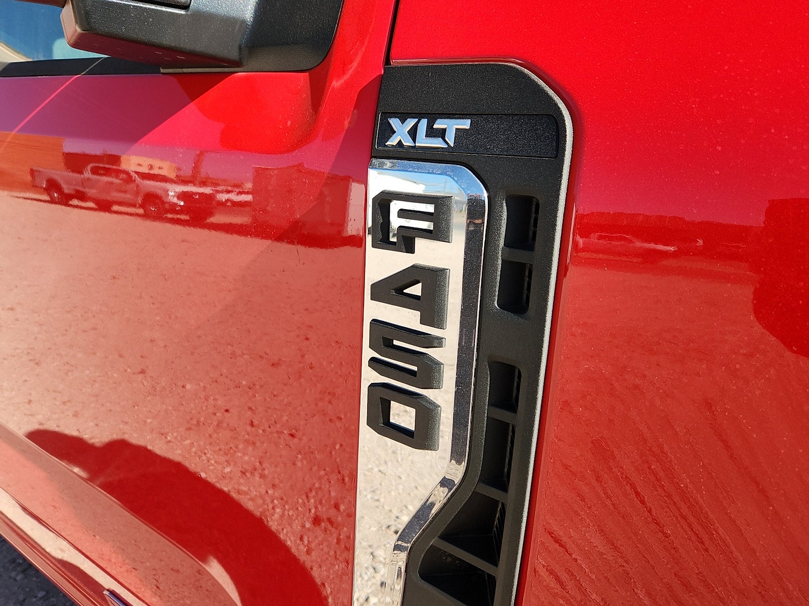 2026 Ford F-450SD XLT