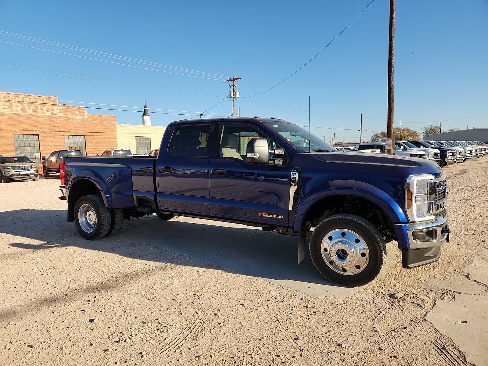 2026 Ford F-450SD XLT