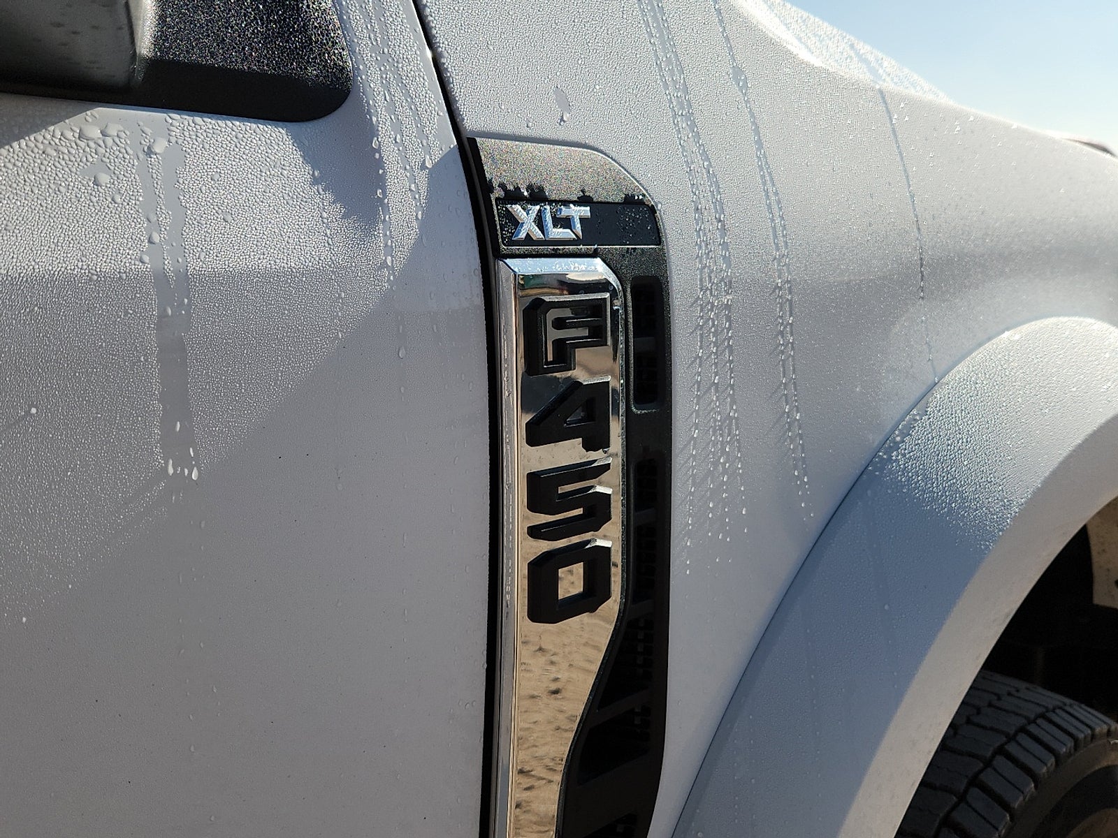 2026 Ford F-450SD XLT