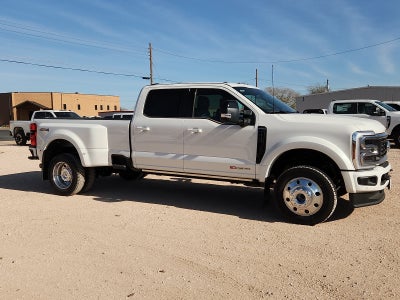 2026 Ford F-450SD Platinum