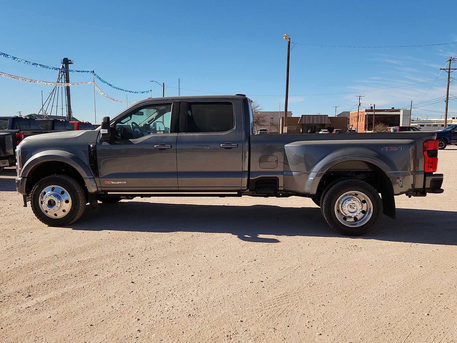 2026 Ford F-450SD Platinum