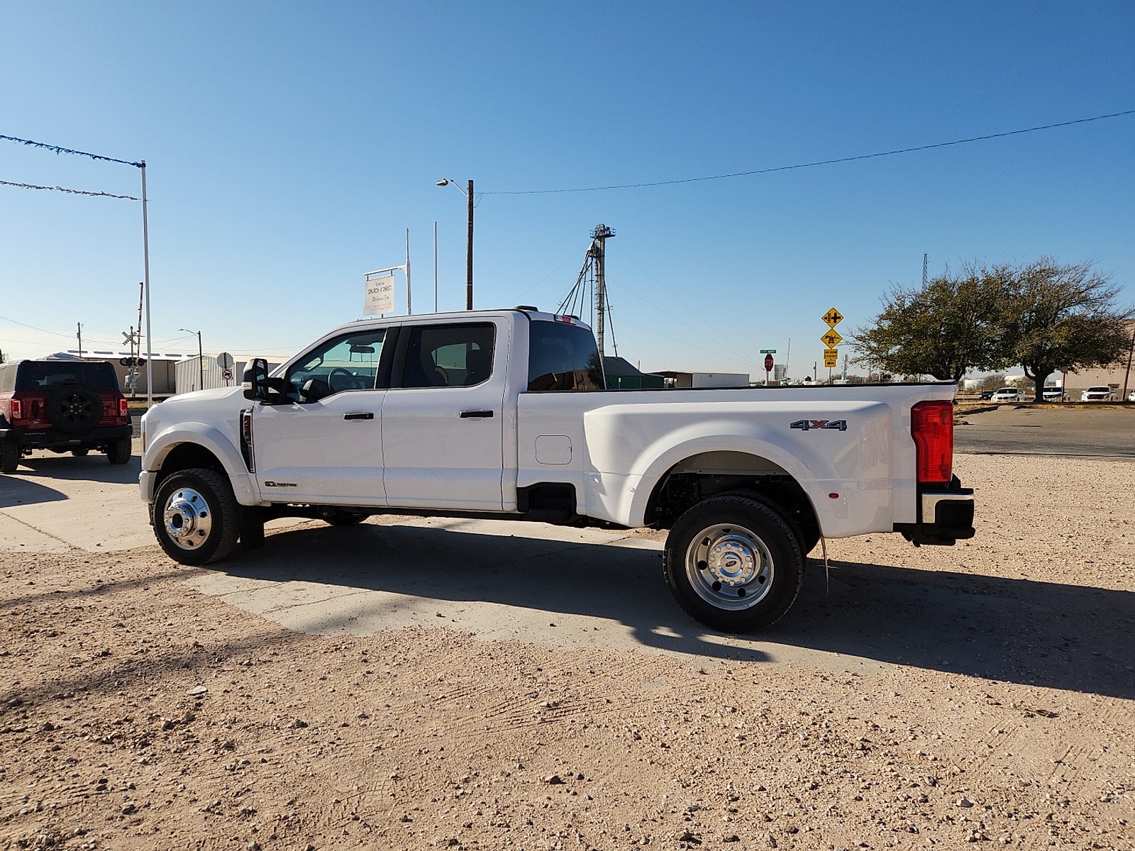 2026 Ford F-450SD XLT