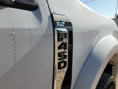 2026 Ford F-450SD XLT