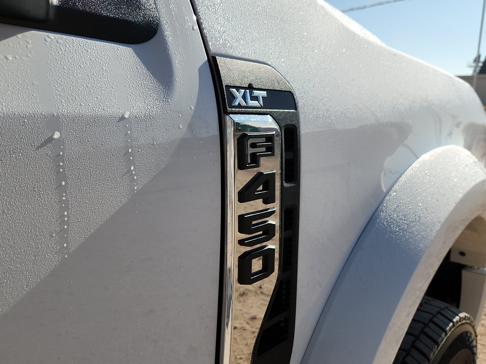 2026 Ford F-450SD XLT