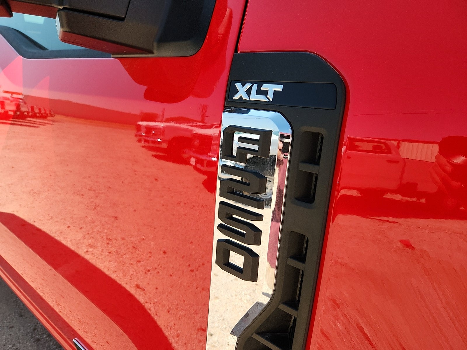 2026 Ford F-250SD XLT