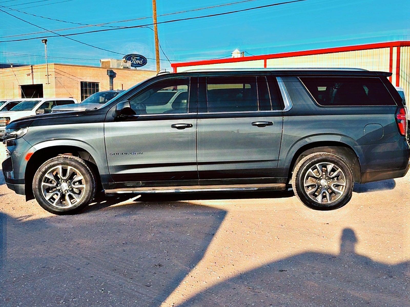 2021 Chevrolet Suburban 2WD LT