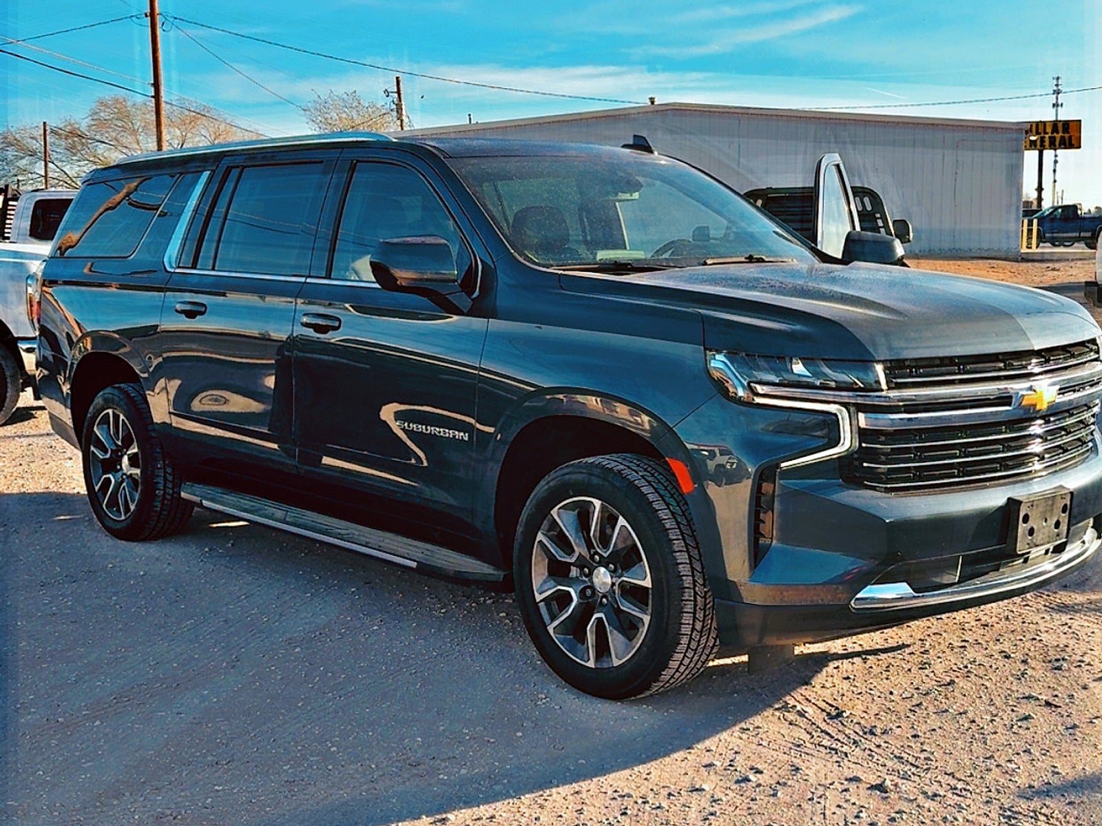 2021 Chevrolet Suburban 2WD LT