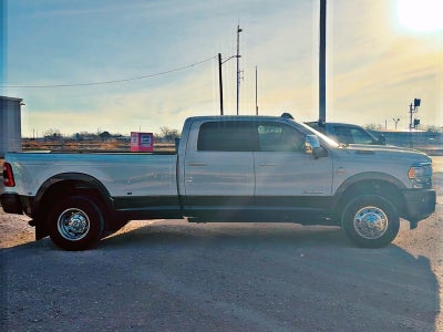 2023 RAM 3500 Limited Longhorn Crew Cab 4x4 8' Box